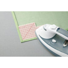 Load image into Gallery viewer, Hot Hemmer 7700 - Clover